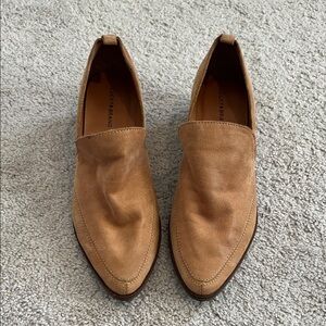 Lucky Brand Soft Suede Pointed Toe Tan Flats
